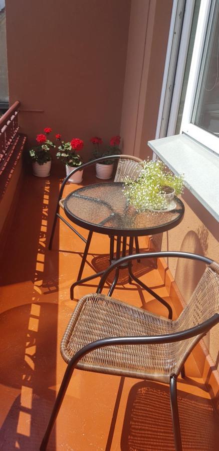 Petro Delux Apartments Center Kaunas Luaran gambar