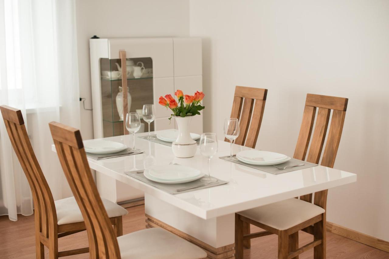 Petro Delux Apartments Center Kaunas Luaran gambar